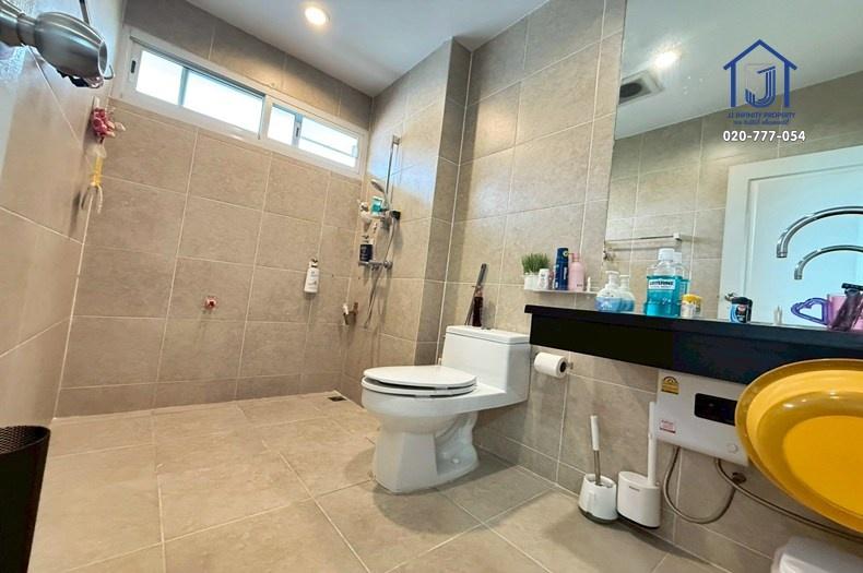 ขายบ้านเดี่ยว 2 ชั้น 80 ตรว. หมู่บ้านเดอะธารา รามอินทรา ซอยพระยาสุเรนทร์ 35 หลังมุม ใกล้ทางด่วน–แฟชั่นไอส์แลนด์ 15