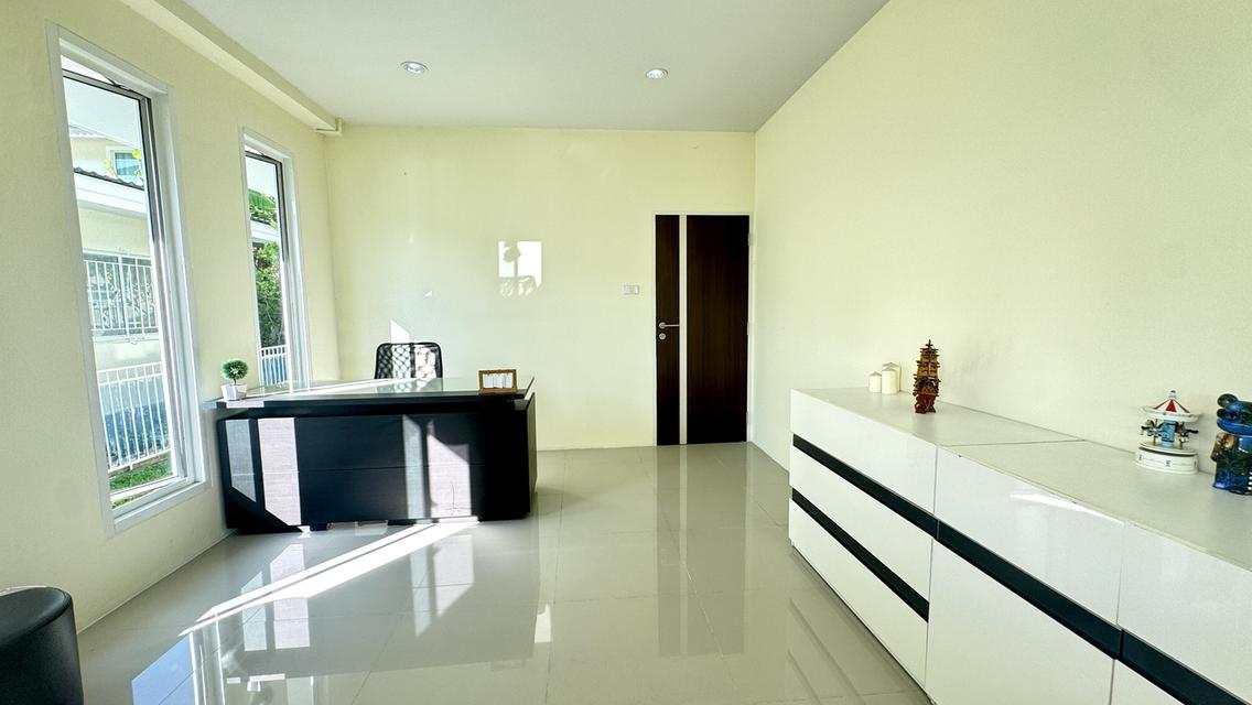 🔥 ทุบราคาส่งท้ายปี! ลดโหด 300,000 บาท‼️ จาก 3.99 ล้านเหลือเพียง 3.69 ล้านเท่านั้น‼️ 🔥 MASSIVE YEAR-END SALE! SAVE 300k THB‼️ Now Only 3.69 MB‼️ 5