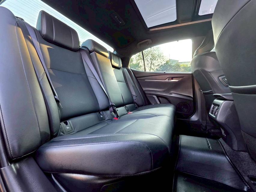 TOYOTA CAMRY HEV premium luxury TOP สุด 2025 รูปที่ 13