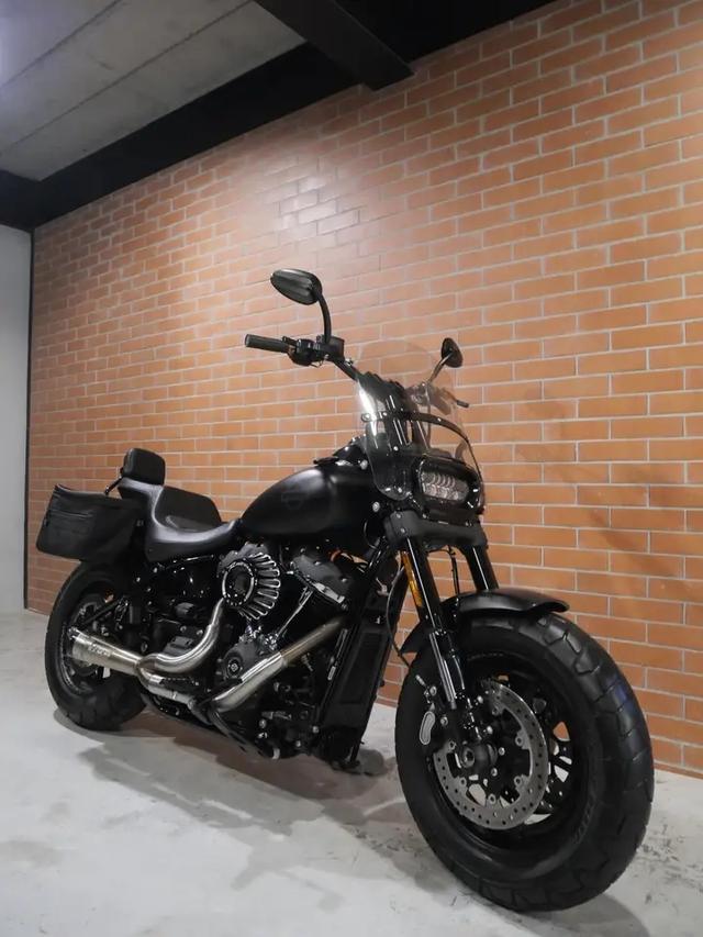 รถบ้านราคาเบาๆ Harley Davidson Fat Bob 3