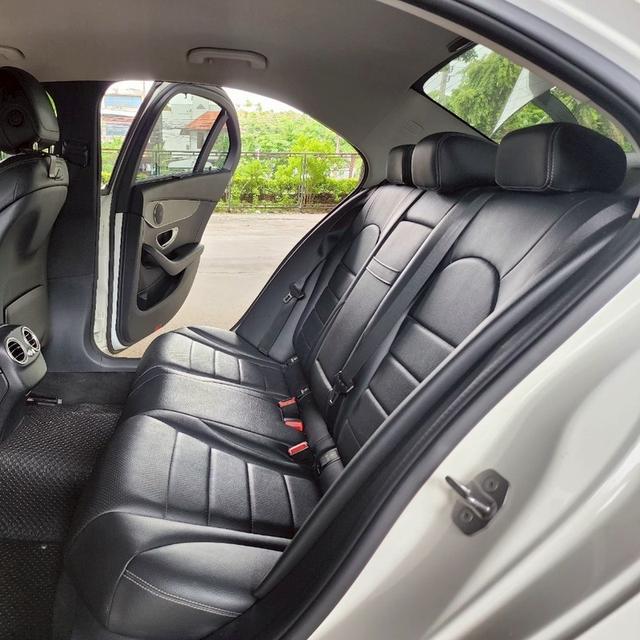 Mercedes-Benz C350e W205 Plug-in Hybrid AT ปี 2017 17