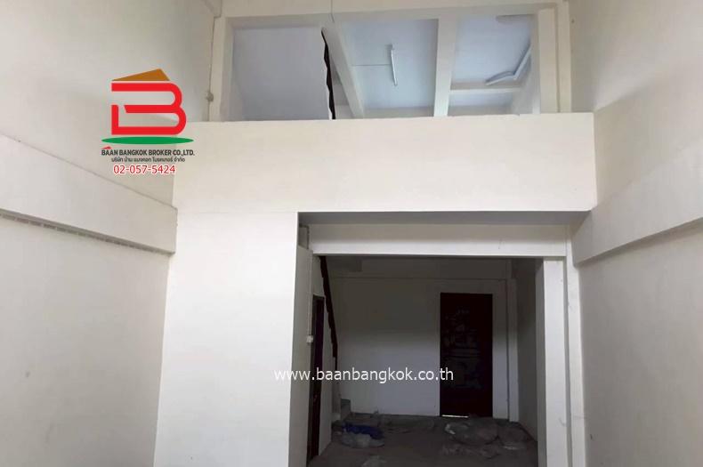 อาคารพาณิชย์ ทรัพย์รุ่งเรืองบางปู (ใกล้ BTS สายสีเขียวสถานีการเคหะ) เนื้อที่ 94.6 ตรว. ตำบลบางปูใหม่ อำเภอเมืองสมุทรปราการ จังหวัดสมุทรปราการ 10