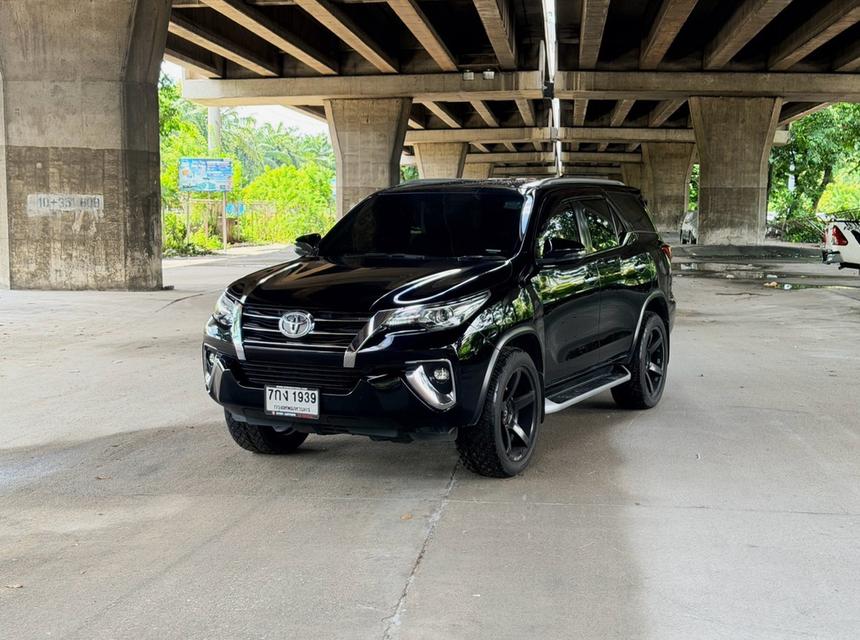 Toyota Fortuner 2.4 V auto 4x4 āļāļĩ 2018
