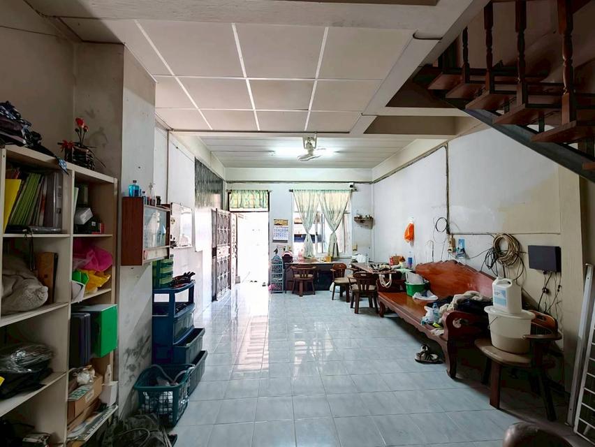 หมู่บ้านอยู่เจริญ 1 ถนนพระองค์เจ้าสาย ต.บึงยี่โถ อ.ธัญบุรี จ.ปทุมธานี 5