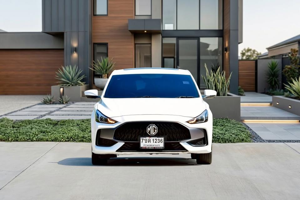 MG 5 1.5 D+ CVT Sunroof ปี 2022 จด 2023