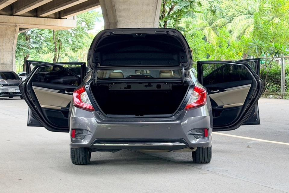 ðĨ 2020 Honda CIVIC FC 1.8 E AT āļĢāļđāļāļāļĩāđ 9