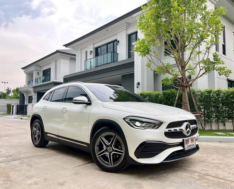 Mercedes Benz GLA200 AMG