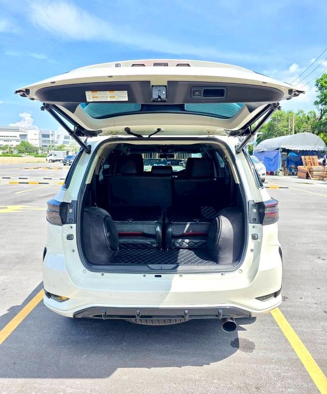 Toyota Fortuner 2.8TRD ปี18 13