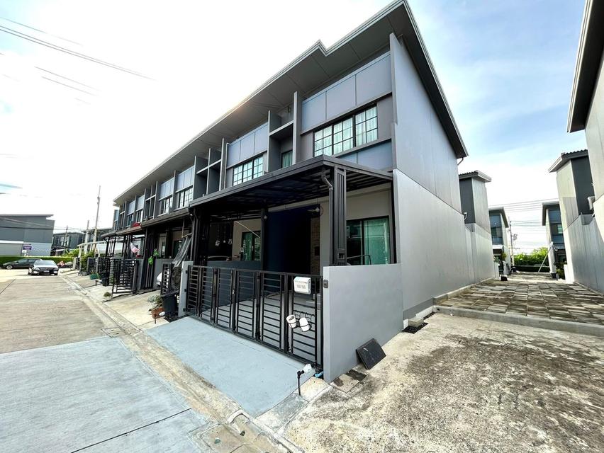 ขายด่วน!! สิริ เพลส รังสิต (Siri Place Rangsit) ทาวน์โฮมหลังมุม ติดทางด่วนอุดรรัถยา (ด่านบางพูน) ใกล้ฟิวเจอร์พาร์ครังสิต รถไฟฟ้าสายสีแดง สถานีรังสิต!! 5