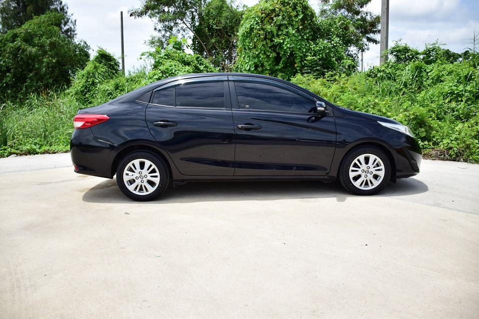 ผ่อน52xx บาท /ฟรีดาวน์ /รถสวยมือเดียว TOYOTA YARIS ATIV 1.2E ออโต้ มัลติฟังชั่นสื บลุทู๊ธCD MP3 ABS USB AIRBAG กุญแจรีโมท ยางปี2025ขับดี โทร0957401229 7