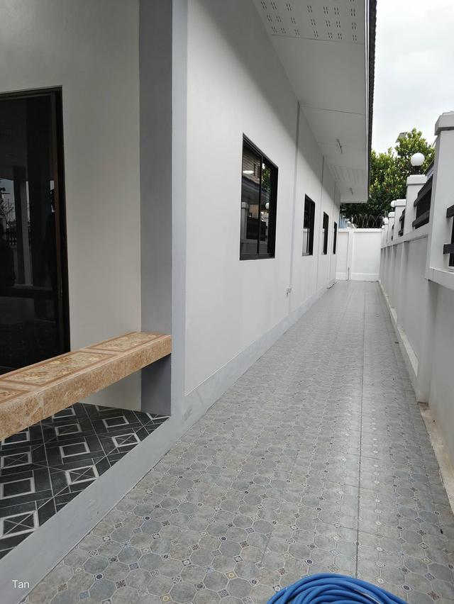 For house Pattaya seaside 35,000/month 4