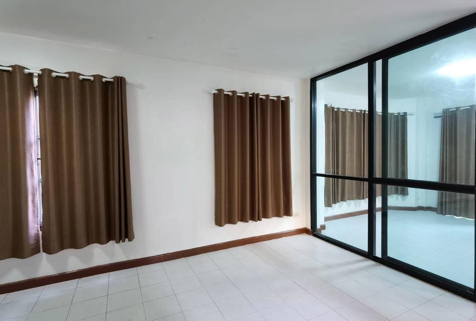 ให้เช่าบ้านเดี่ยว 2 ชั้น หมู่บ้านปาริชาติรังสิต ธัญญะคลอง 4 L&H เนื้อที่ 65 ตรว. 3 นอน 2 น้ำ จอดรถ 2 แอร์ 1 ตัว ใกล้รร.สวนกุหลาบรังสิต,ทางด่วนกาญจนาภิ 20