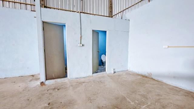 ถูกที่สุดในโลก ตรม.ละ 85บาท โกดังให้เช่า Stand Alone ขนาดใหญ่ 450ตรม. พื้นที่กว้าง ติดตลาดนัดวาสนาบางน้ำจืด รง.2 รง.4 สม 5