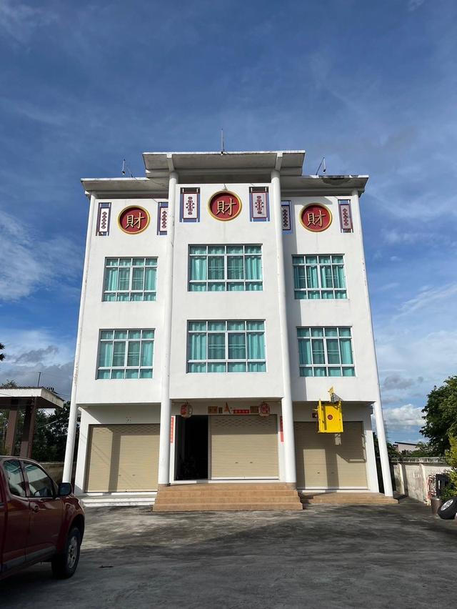 บ้าน 4 ชั้น นาป่า เมืองชล ชลบุรี 1