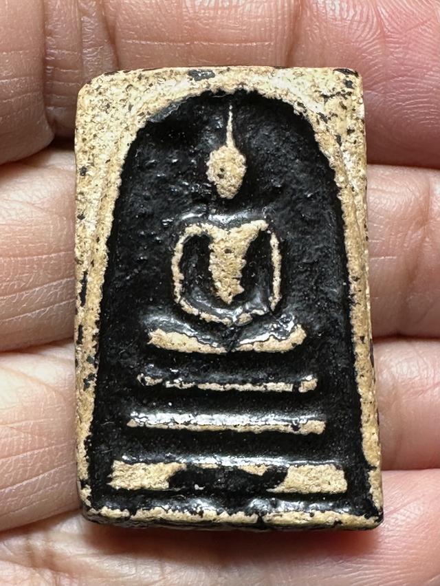 สมเด็จพิมพ์ใหญ่ ลงรักเก่าเดิมเนื้อแก่มวลสาร