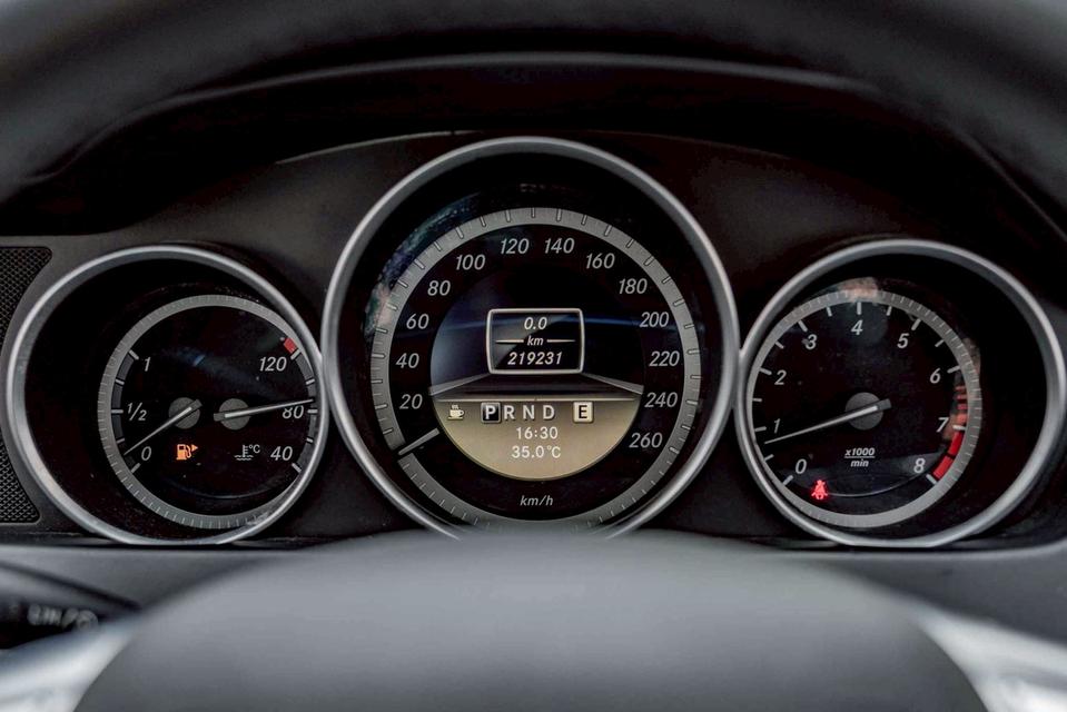 รหัสรถ NP3352 BENZ C200 ELEGANCE 2012 17