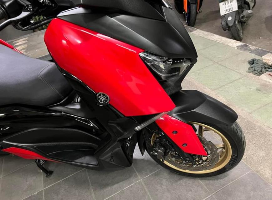 YAMAHA Xmax 2019 3