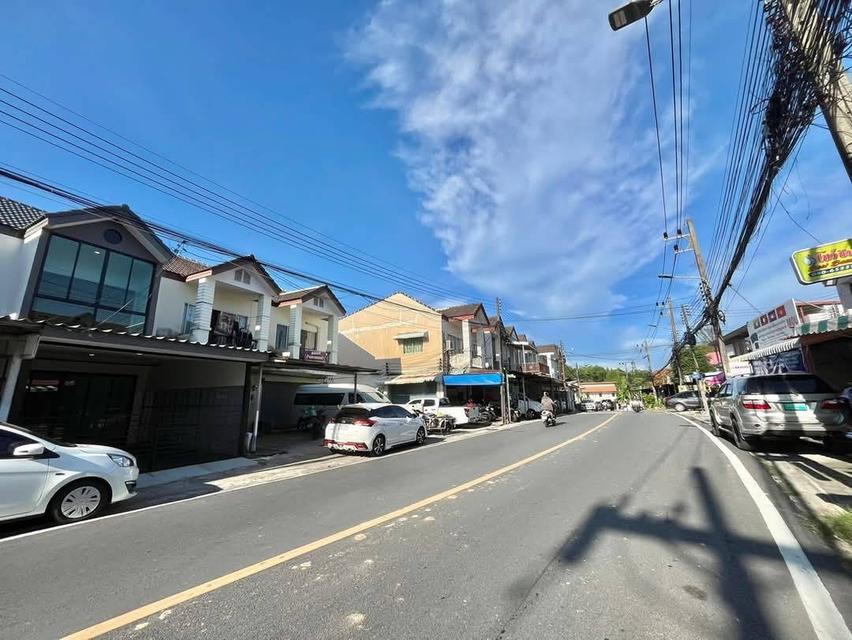 บ้านณัฐกมลซอยพัชณี 2 10/77ตำบลรัษฎา อำเภอเมืองภูเก็ต
