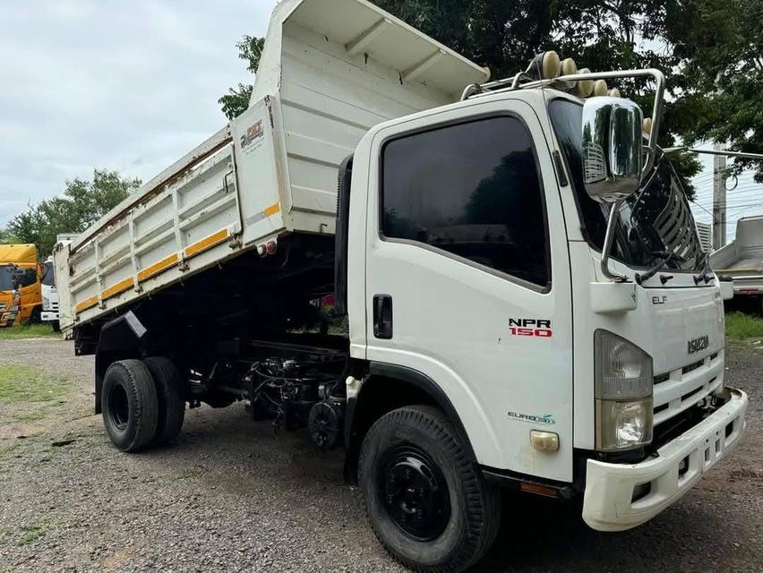 ส่งต่อรถบรรทุก 6 ล้อดั้มพ์ ISUZU NPR ปี 57 2