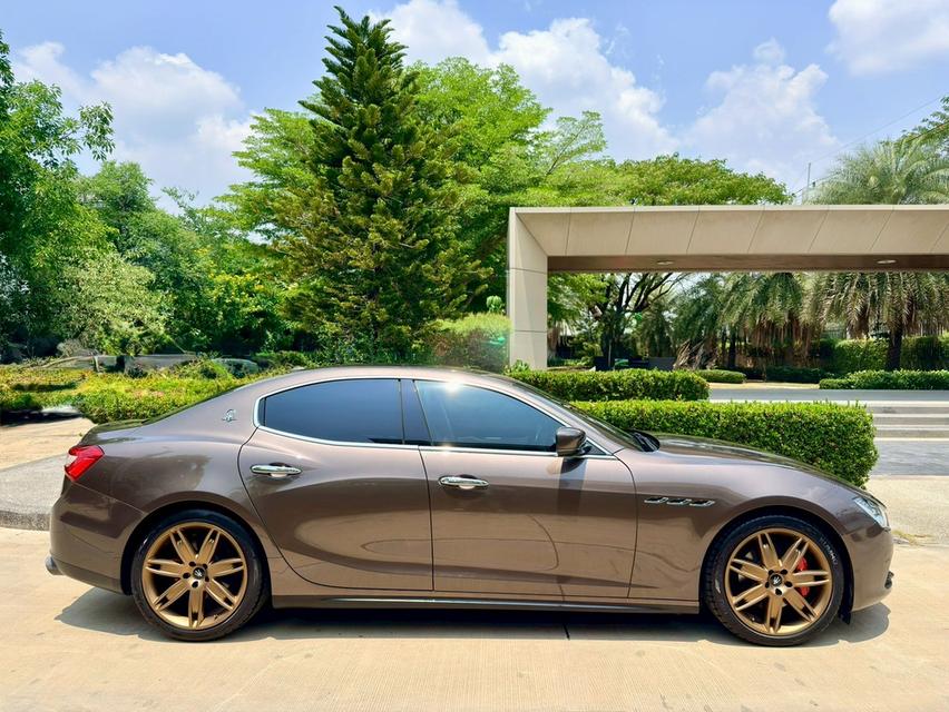 Maserati ghibli 2017 สีน้ำตาล วิ่งน้อย รถสวยราคาดีสุด รูปที่ 6