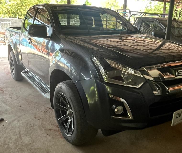 Dmax 1.9 cab hilander