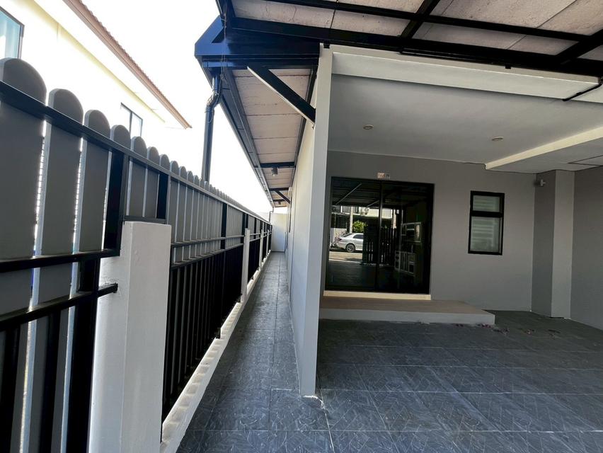 หมู่บ้านกานดา เพลส วงแหวน-ลำลูกกา คลอง 6 ถนนลำลูกกา ต.บึงคำพร้อย อ.ลำลูกกา จ.ปทุมธานี 5