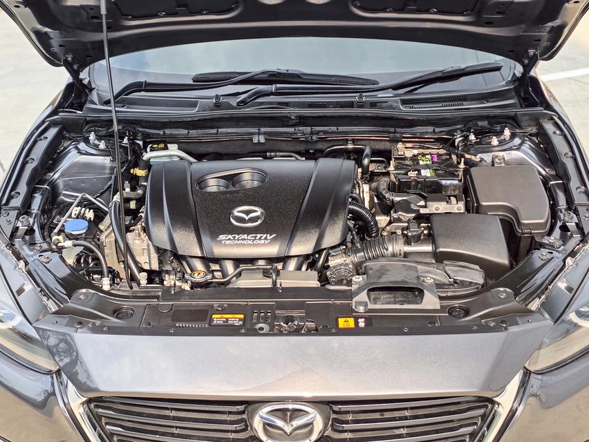 รหัสรถ CBLX3521 ✨ MAZDA3 2.0S Sport ปี 2017 (จด 2018) รูปที่ 6