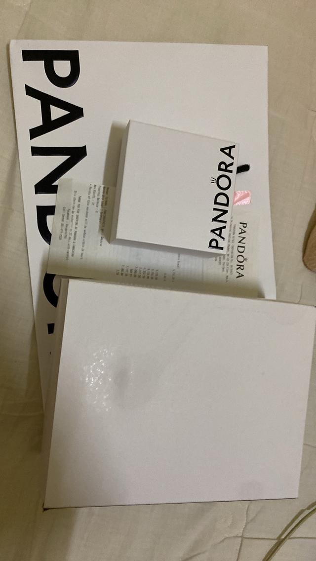 สร้อขอมือPandora สีโกลด์