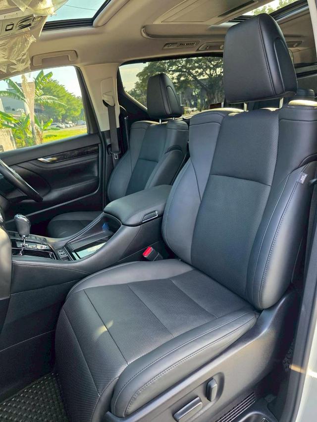 Toyota ALPHARD SRC E-Four สีขาว ปี 2021 ไมล์ 51,000 กม. 9