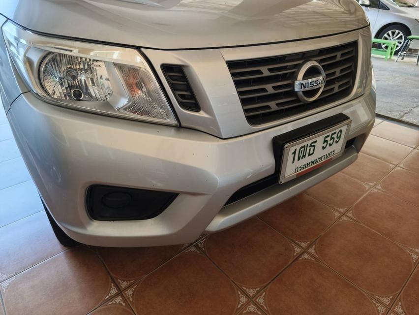 ขายรถสวยมือเดียว Nissan Navara NP300 SL ดีเซล กระบะสูง ปี 2015 ! ! ขับน้อย แค่ 5หมื่น กม. ไม่เคยชน เจ้าของขายเอง 9