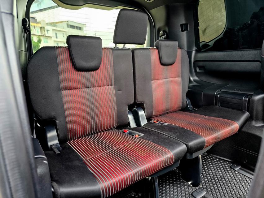 (แจ้งรหัสรถ CBLX5297) ! 🚐 TOYOTA VOXY 2.0 ZS MC 2019 จดปี 2020 รูปที่ 12