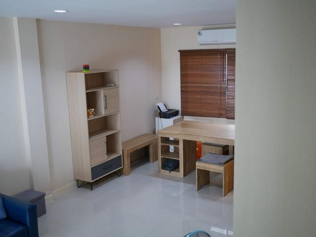 ทาวน์โฮมสไตล์ Modern 3 ห้องนอน 4 ห้องนํ้า ห้องน้ำในตัวทุกห้อง มี แอร์ 3 ตัว symphony ซอยนวลจันทร์ 36 6