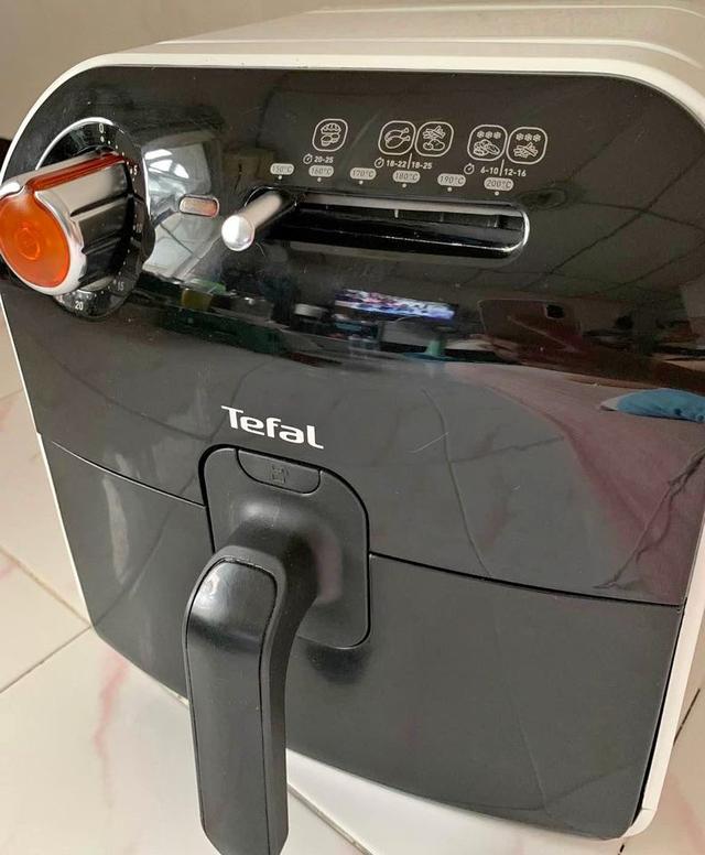 หม้อทอดไร้น้ำมัน TEFAL 1