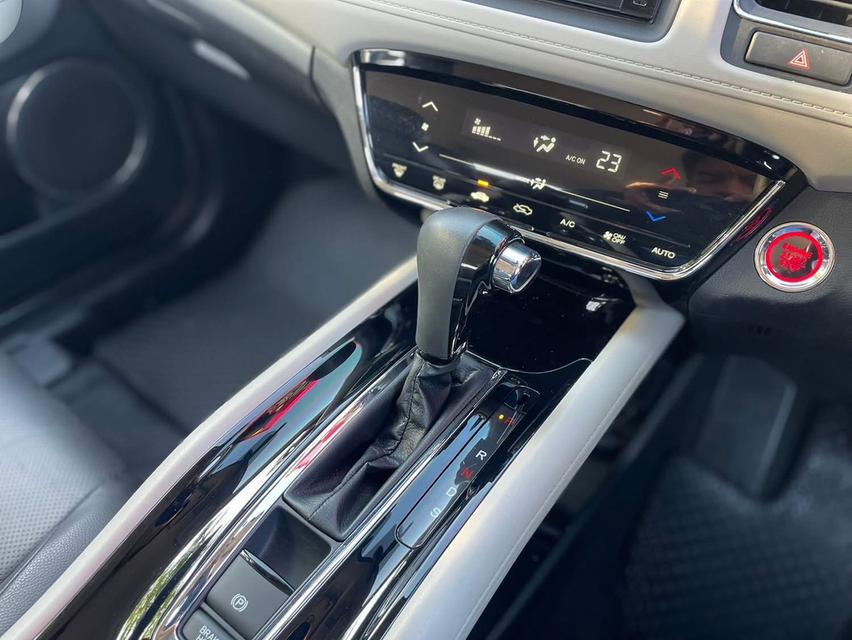 ปี 2020 HONDA HRV, 1.8 EL โฉม ปี14-21สีเทา รถสวย มือเดียวออกห้าง 13