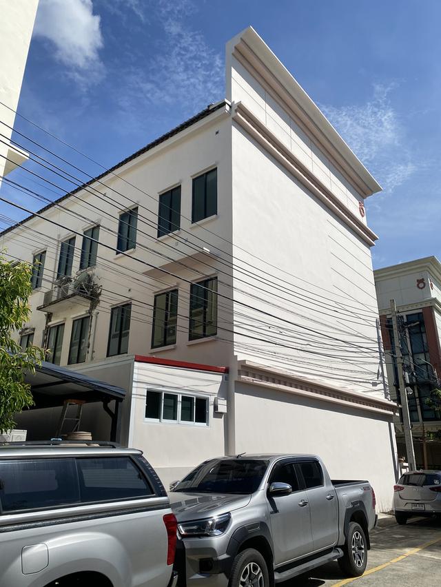 บ้านกลางกรุงออฟฟิศพาร์คบางนา 11
