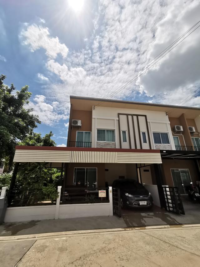ทาวน์เฮ้าส์ 2 ชั้น 25 ตร.ว. หมู่บ้านพลีโน่ สุขสวัสดิ์66 ซอย13/1 บ้านหัวมุม 1