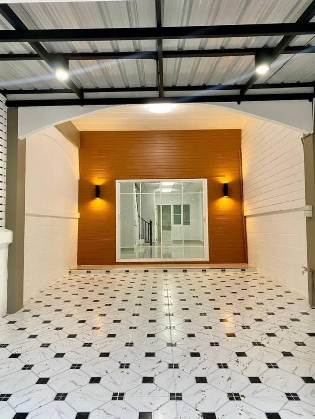 รูป ขาย ทาวน์โฮม บ้านปิยวรารมย์ 120 ตรม. 16 ตร.วา ตกแต่งปรับปรุงใหม่ บ้านพร้อมอยู่ 5