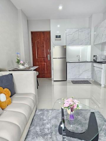 Condo CC2 ซอยเขาน้อยบุญสัมพันธ์ พัทยากลาง เฟอร์นิเจอร์เครื่องใช้ไฟฟ้าครบ 2