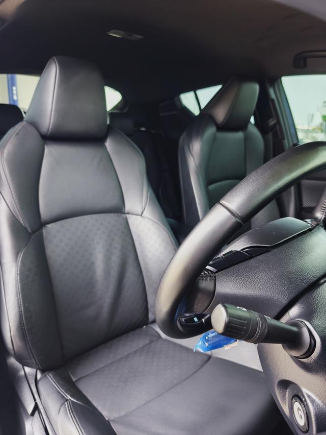 Toyota : C-HR 1.8 Entry l สนใจทักแชท Line ID: @102tdsim (มี @) รูปที่ 13