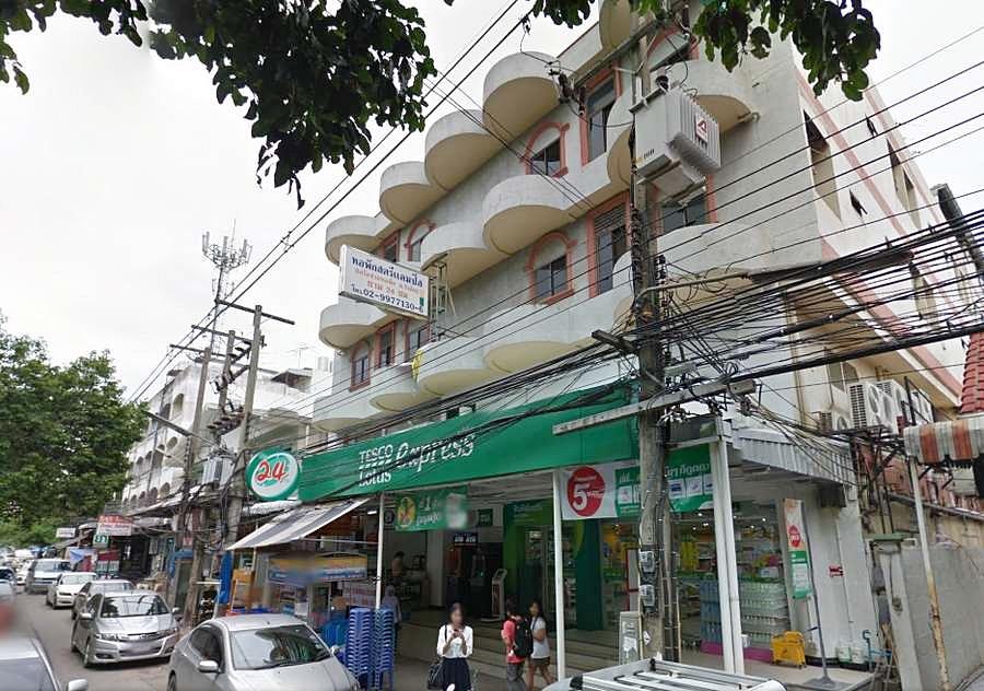 ห้องพักสตรี ตรงข้ามมหาวิทยาลัยรังสิต หอพักสตรีแคมป์ปัส 10