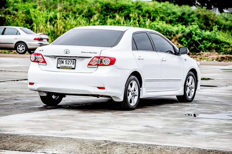 Toyota Altis 1.8G ปี 2011 เกียร์ออโต้ สีขาว สวยสภาพดี