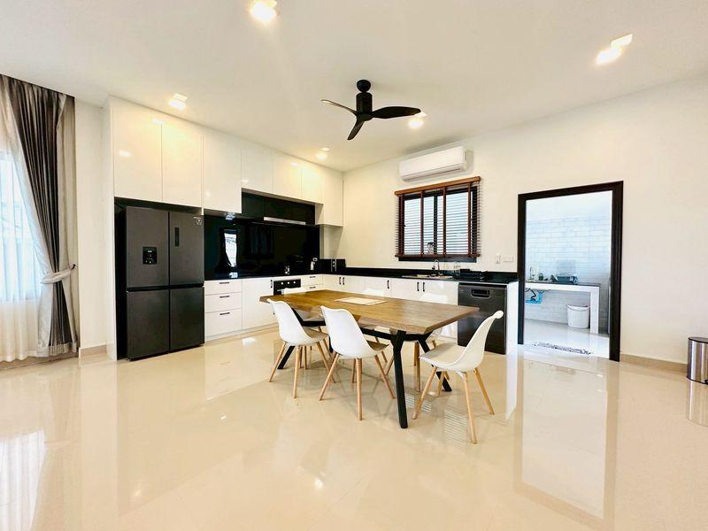 บ้านสวยตกแต่งพร้อมอยู่ บ้านเดี่ยวพร้อมสระว่ายน้ำส่วนตัว โป่งมาบประชัน