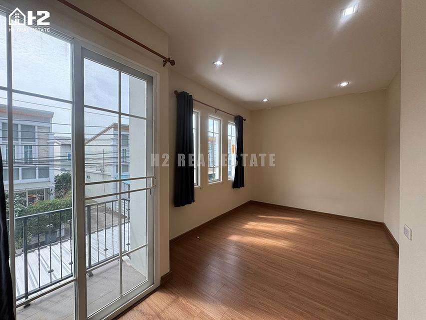 ขายทาวน์โฮมหลังมุม โกลเด้น ทาวน์ รามอินทรา-วงแหวน Gloden Town Ramintra-Wongwaen 4