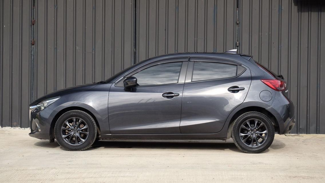 (แจ้งรหัสรถ KN6073) MAZDA MAZDA2, 1.3 Sports High Connect ปี2018 รูปที่ 6
