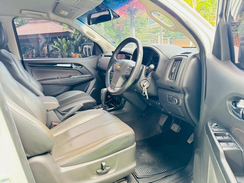 CHEVROLET TRAILBLAZER  รุ่น LTZ เครื่อง2.5cc. AUTO ปี 2019 ~ป้ายแดงขายเกือบ1.5ล้านบาท ~ประหยัดเงินไปถึง60%คะ ~จุดเด่นของคันนี้ ~ใช้น้อยไมล์แท้100%คะ  10
