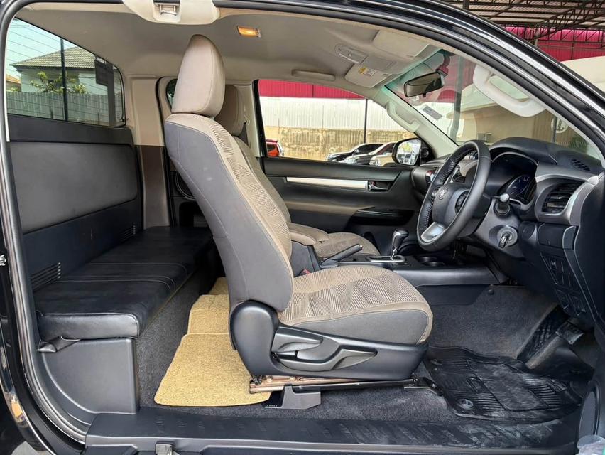 TOYOTA HILUX REVO, 2.4 E ปี 2016 โฉม PRERUNNER SMART CAB รูปที่ 9