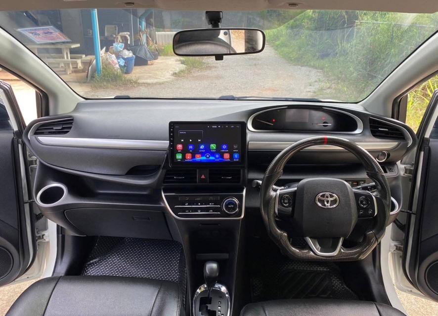 Toyota Sienta 1.5V ตัวท็อปสุด มือสองสภาพดี 2