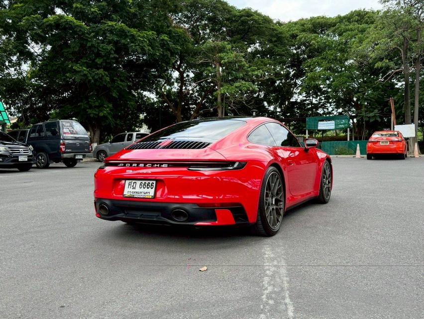 Porsche 911 Carrera S ปี 2020 (992)