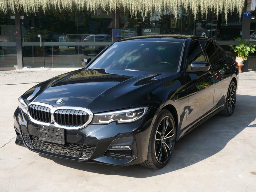 2020 BMW Series 3 330e 2.0 M Sport  1
