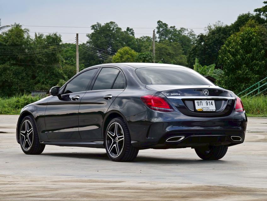 Mercedes Benz C300e AMG Sport ปี 2020 ไมล์ 8x,xxx km